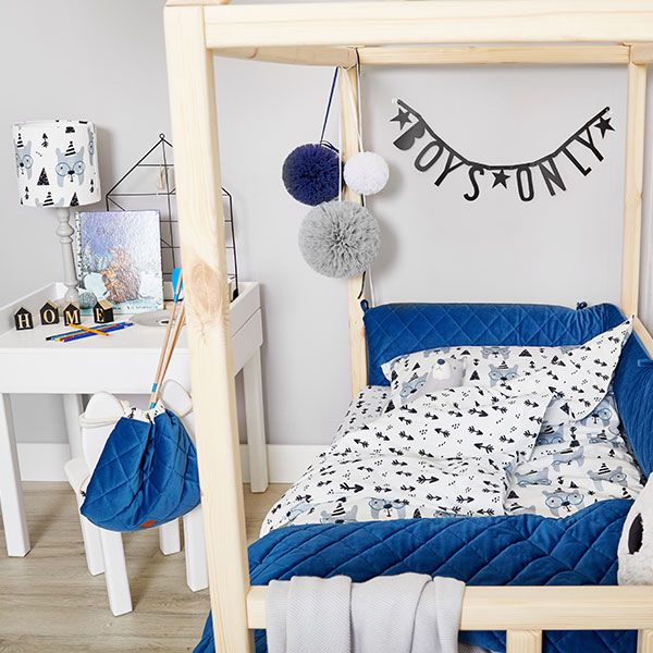 Pom pom deals bed canopy